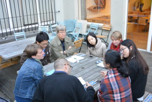 Twinner, alumni and board members discussing EU-China civil society topics